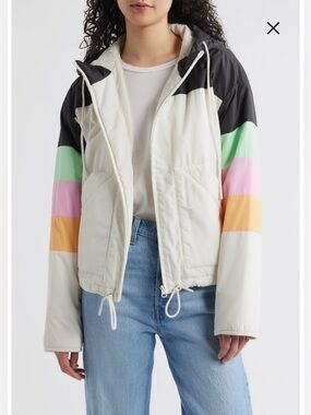 🎉SALE🎉 NWT Rip Curl Keepsakes Insulated Bomber Jacket